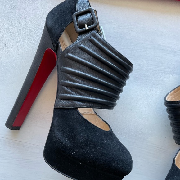 CHRISTIAN LOUBOUTIN Black Leather Suede Bye Bye Cutout Ankle Boots - Picture 6 of 11